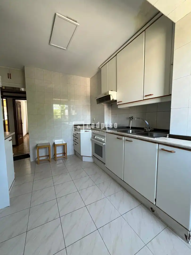 Cocina de Piso en venta en Madrid