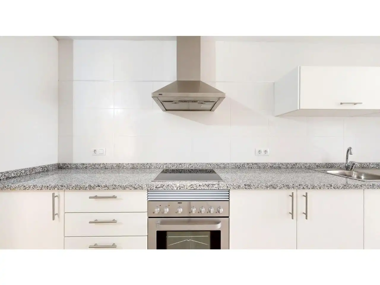 Kitchen of Flat for sale in Enguera  with Private garden, Storage room and Balcony