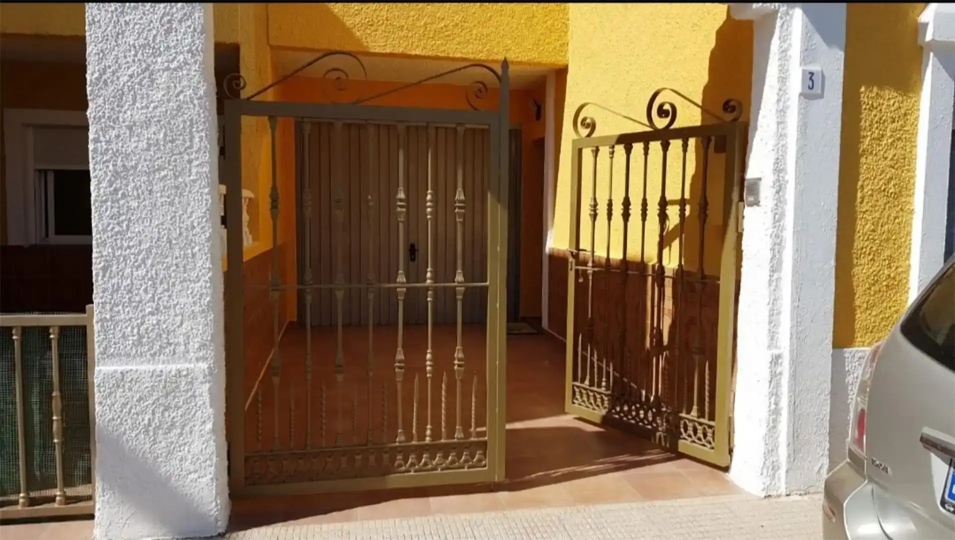Casa adosada en venda en Els Poblets amb Aire condicionat, Traster i Moblat