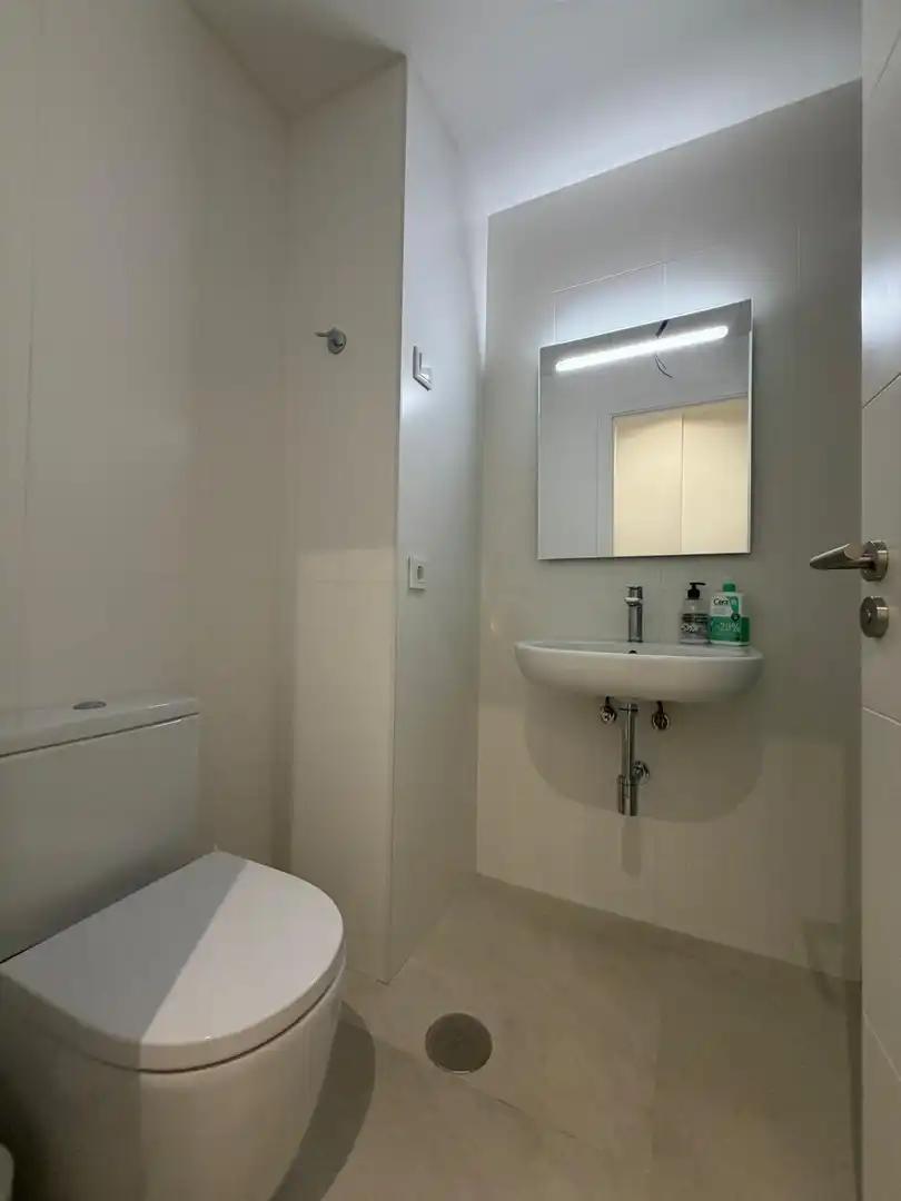 Bathroom of Flat for sale in Santa Cruz de Tenerife  with Terrace, Storage room and Furnished