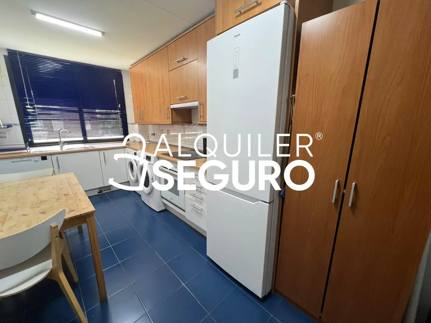 Kitchen of Flat for rent in Tres Cantos  with Air Conditioner, Heating and Swimming Pool