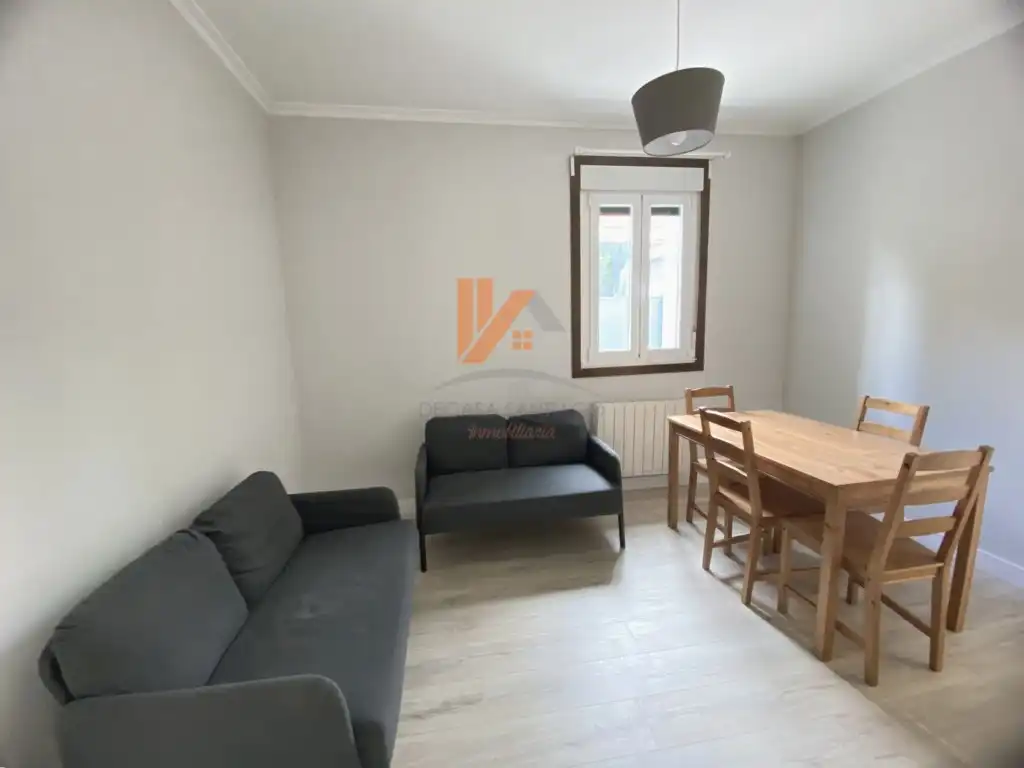 Living room of Houses for rent in Santiago de Compostela   with Private garden, Terrace and Furnished