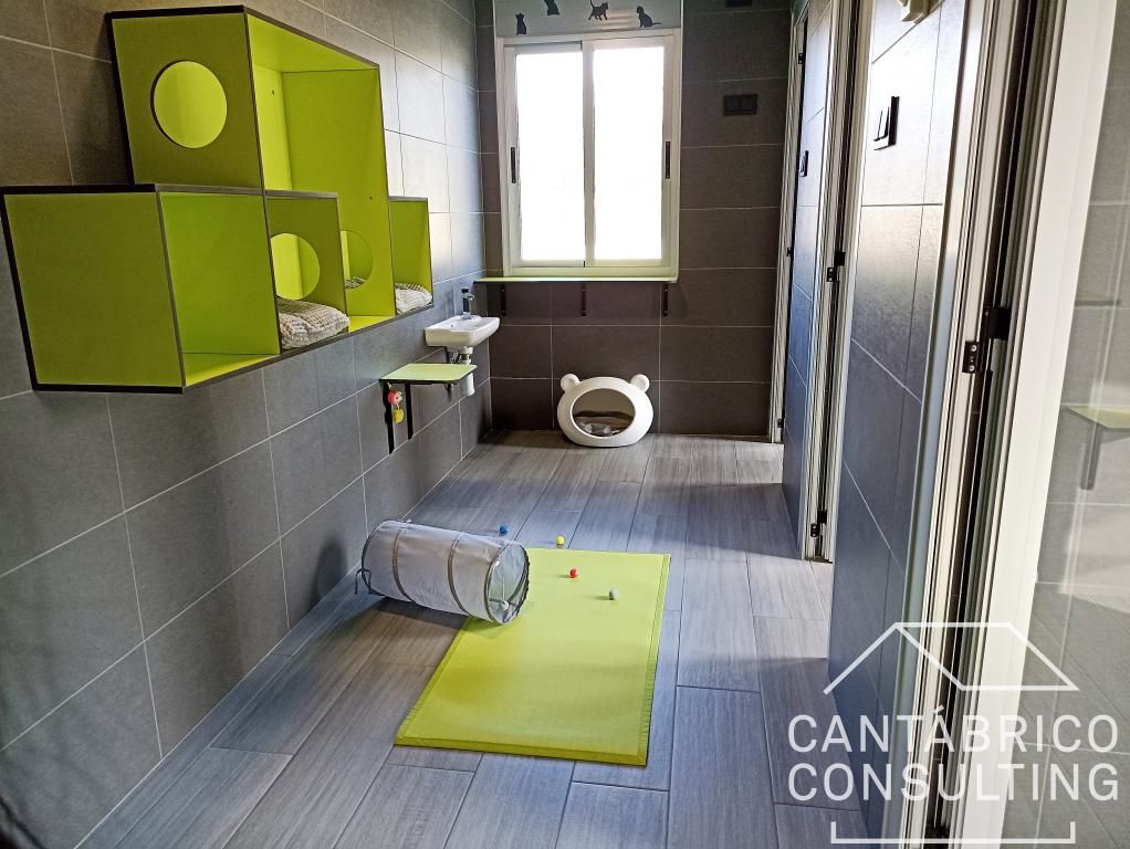 Bathroom of Building for sale in Lugo Capital