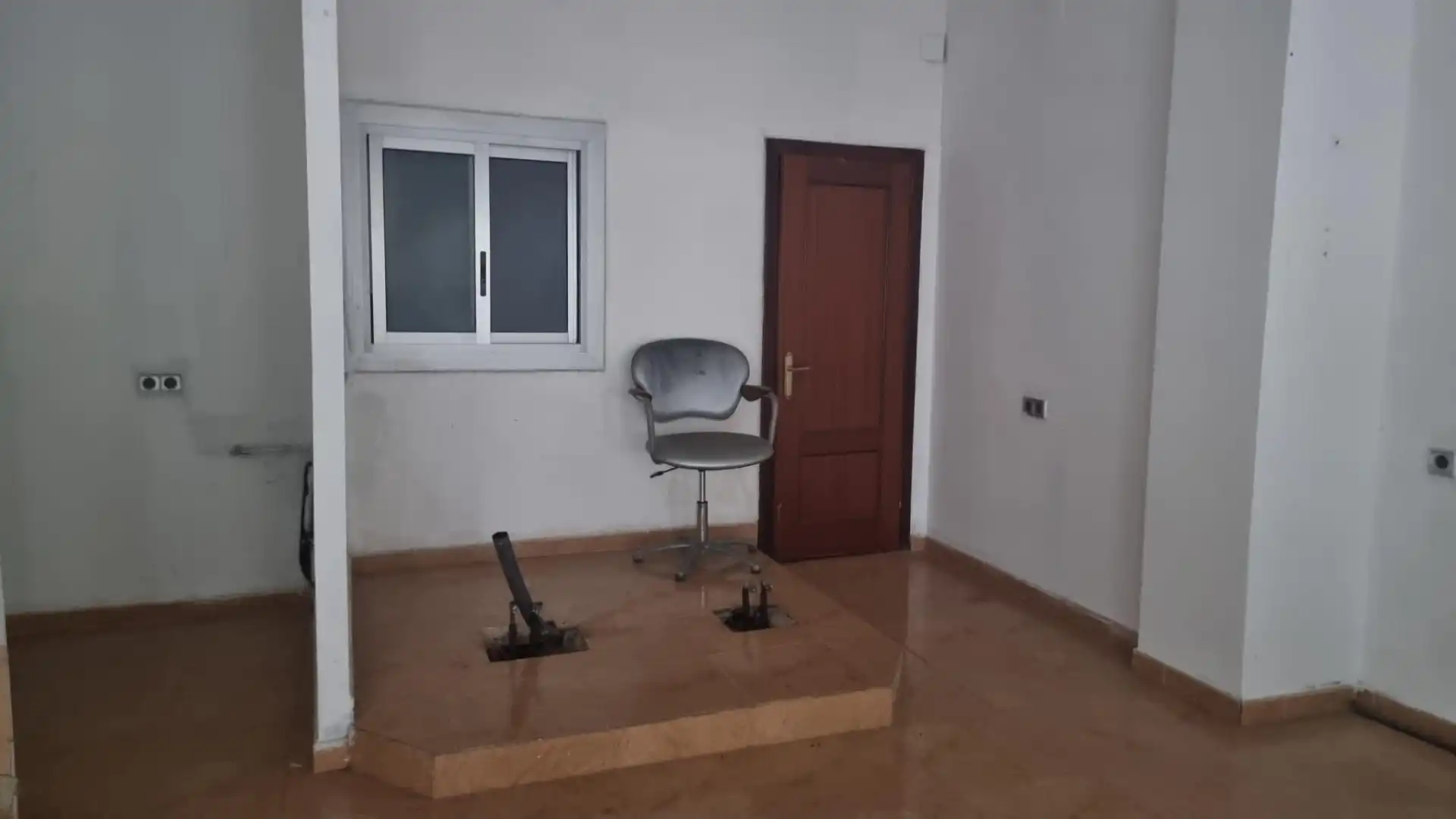 Local commercial à vendre à Fluvià, imagen 3
