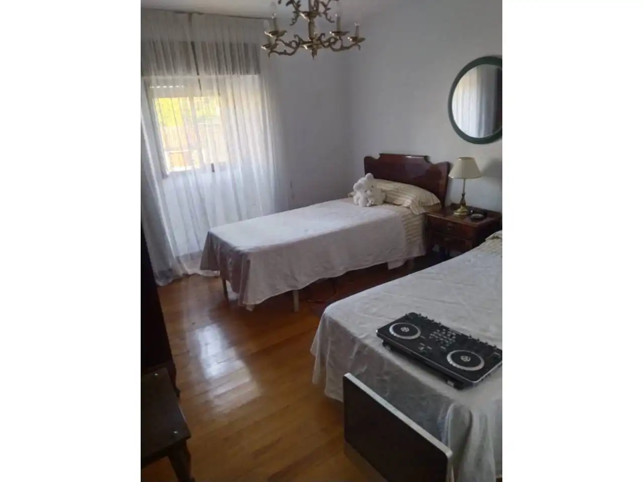 Habitación de Casa adosada en venta en Susinos del Páramo con Calefacción, Terraza y Amueblado