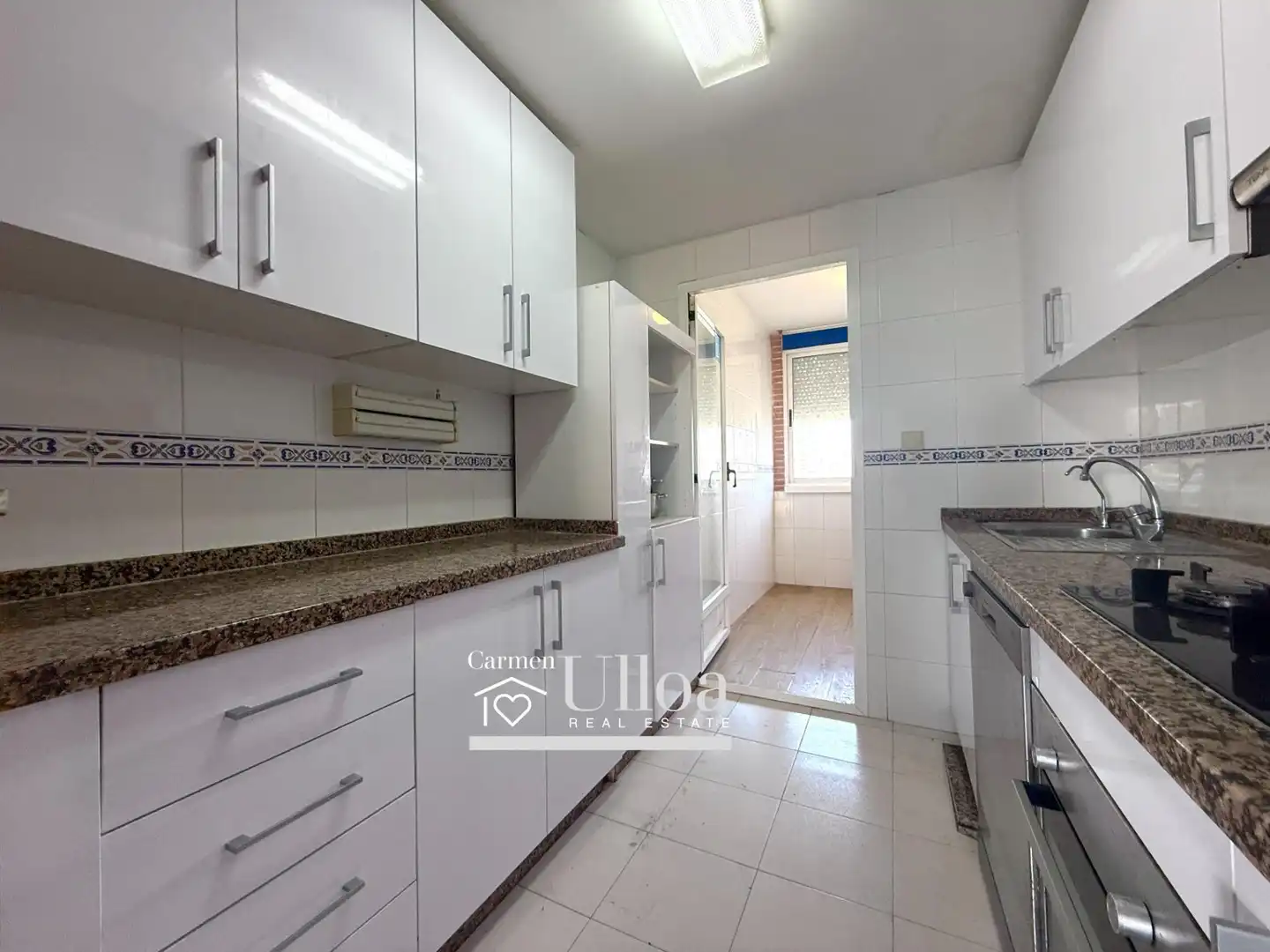 Cocina de Apartamento en venta en Alicante / Alacant con Jardín privado y Piscina comunitaria