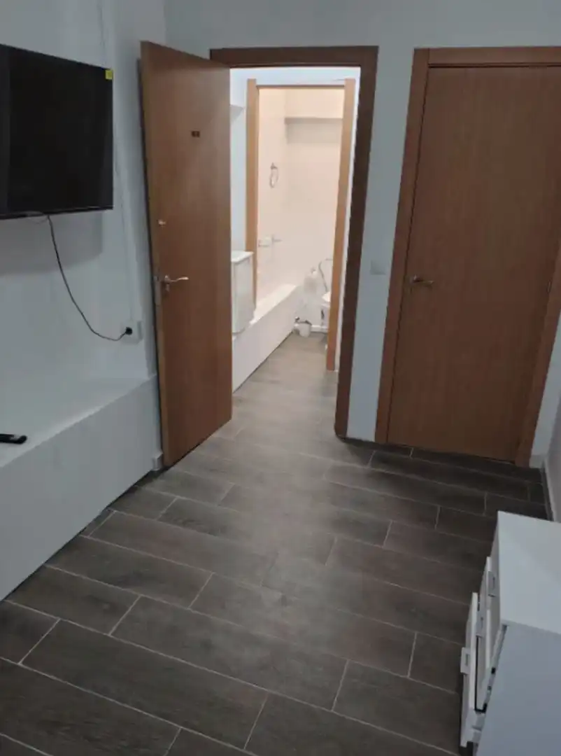 Baño de Estudio de alquiler en Xàtiva con Aire acondicionado, Amueblado y Horno