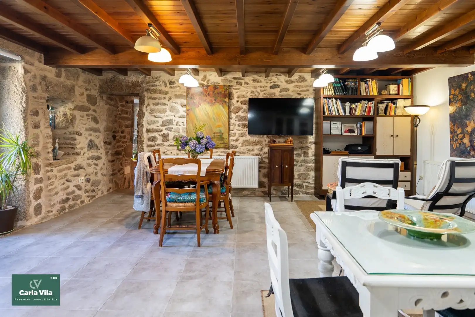 Dining room of Country homes for sale in Guitiriz  with Heating, Private garden and Parquet flooring