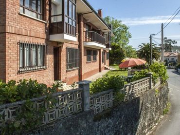 Haus mit Garten zur Miete in Lugar Celoriu 374