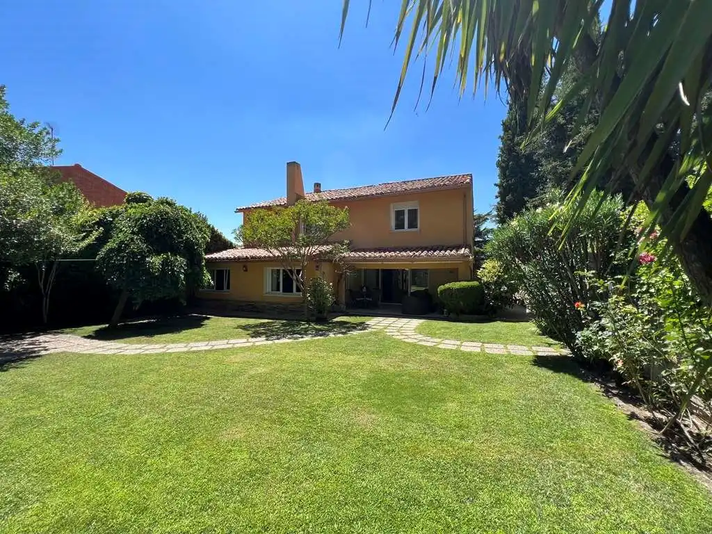 Jardí de Casa o xalet en venda en Galapagar amb Aire condicionat, Jardí privat i Piscina