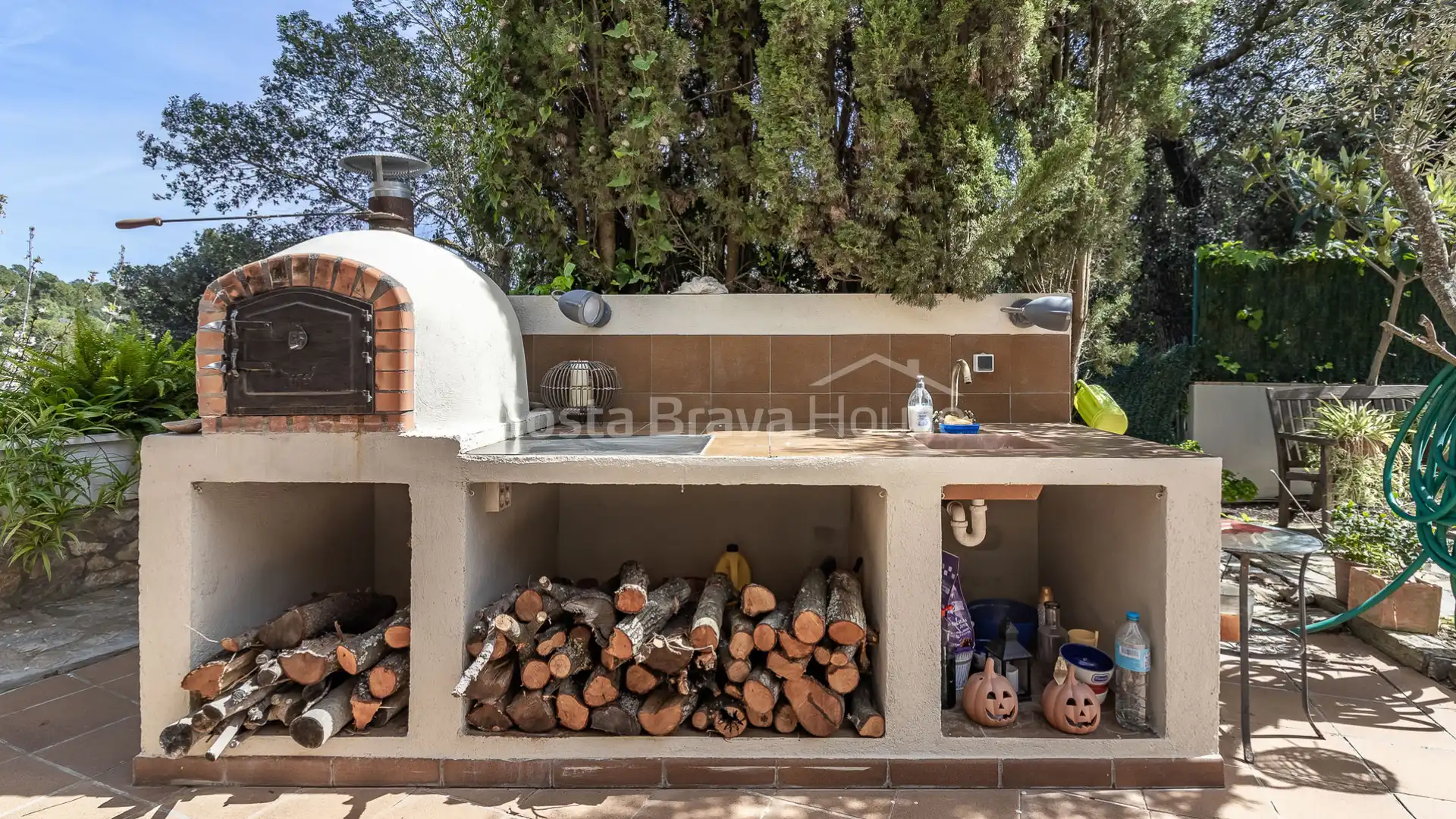 Casa con piscina en venta en Carrer de Joaquim Ruyra, imagen 8