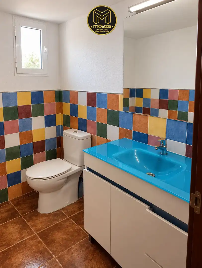 Detached house with garden for sale in Ctra. Circunvalación - La Magdalena, imagen 6