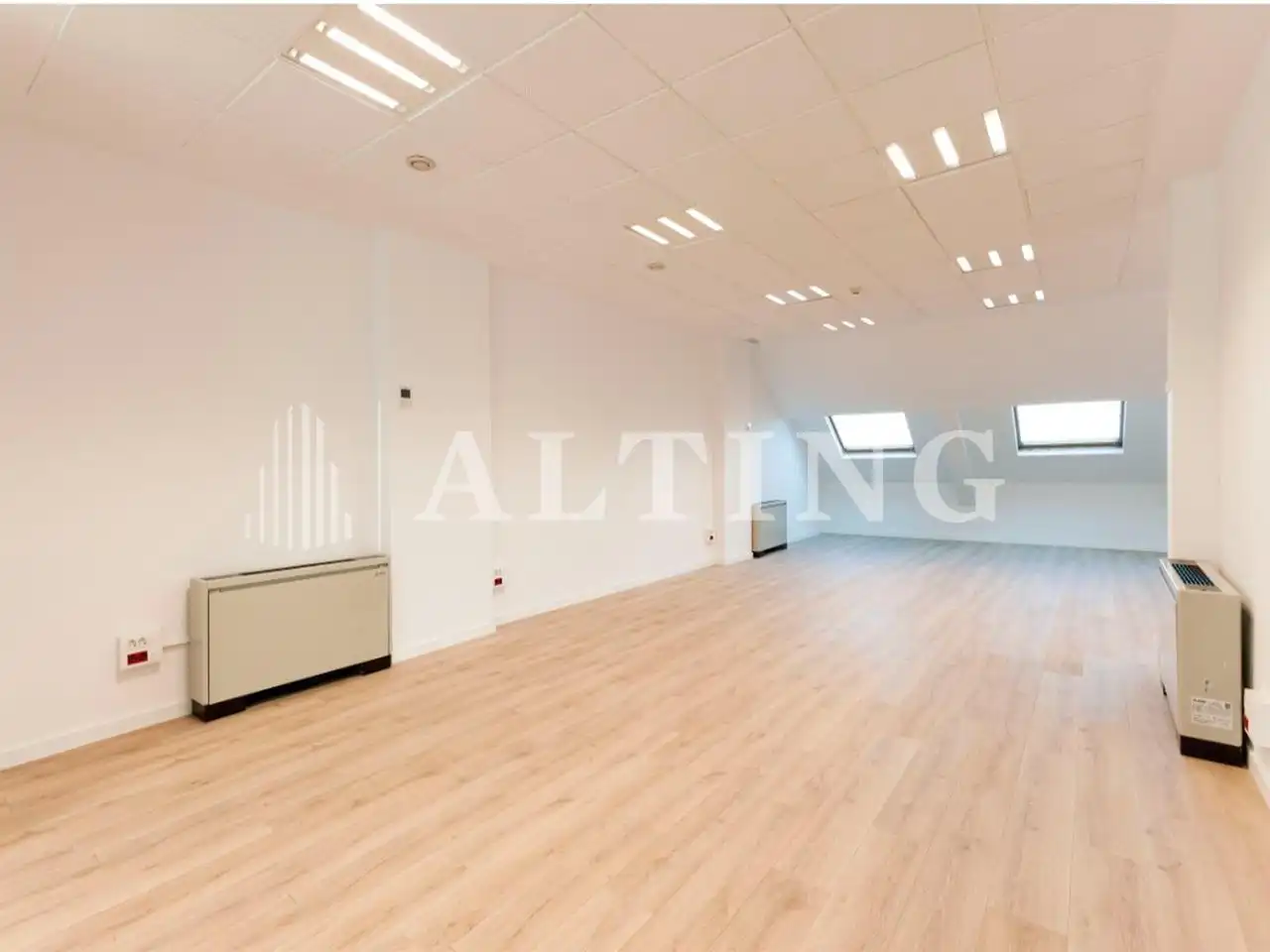Office space with lift to rent in Carrer Aragó 182, imagen 8
