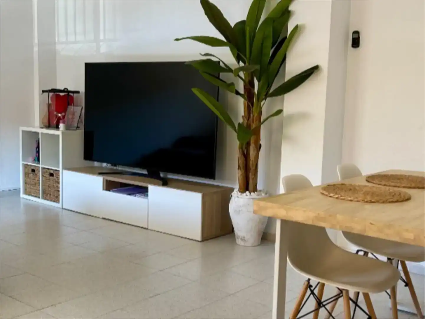 Sala d'estar de Casa adosada per a compartir en Mérida amb Aire condicionat i Moblat