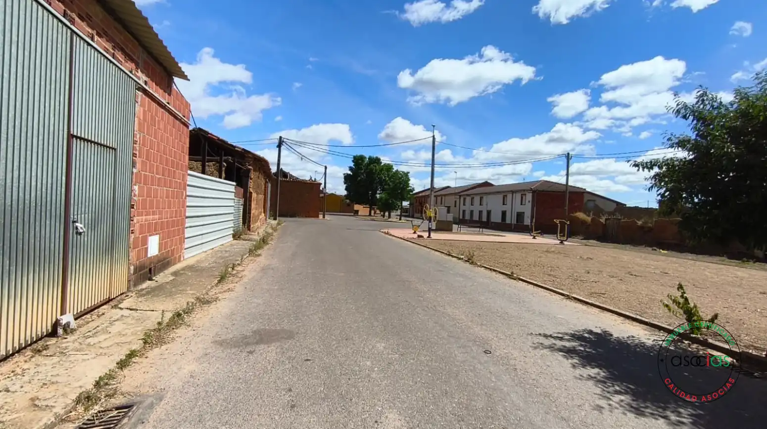Detached homes for sale in Bercianos del Real Camino - Calle Valdespino, Bercianos del Real Camino
