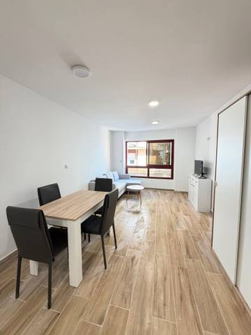 Estudio en Alquiler en Carrer d'Asensi en Hospital - Plaza del Real