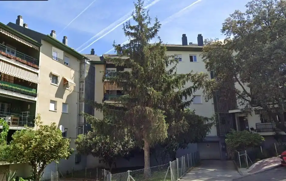 Vista exterior de Piso en venta en Collado Villalba con Aire acondicionado, Calefacción y Jardín privado
