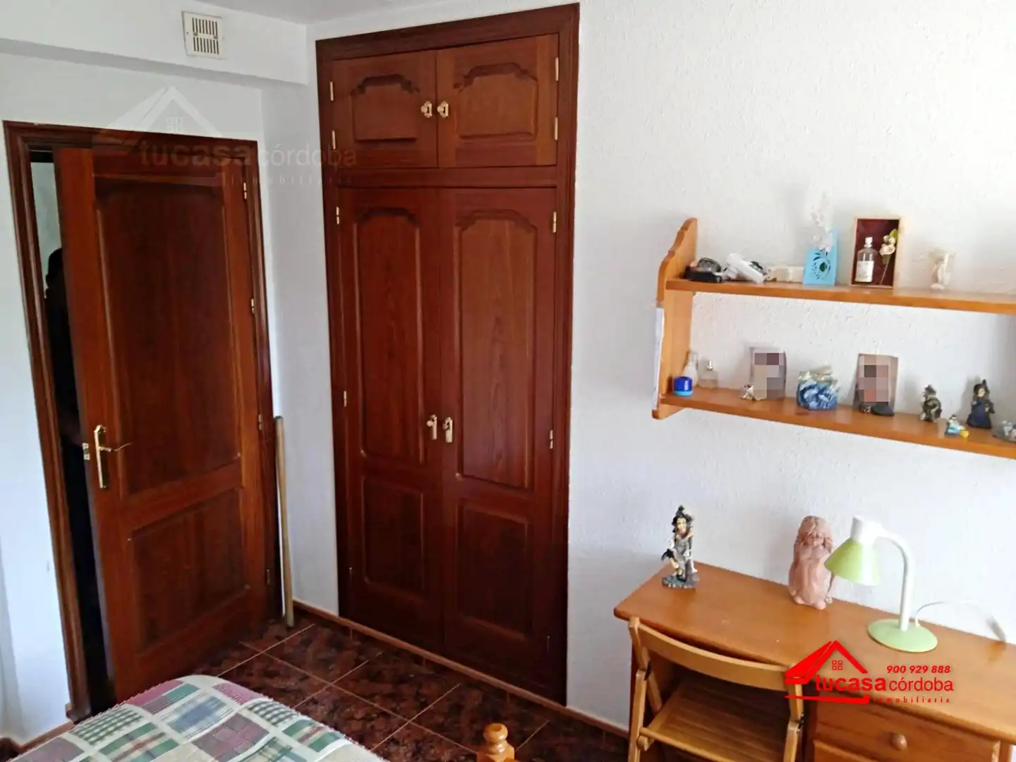 Dormitori de Finca rústica en venda en Córdoba amb Aire condicionat, Terrassa i Traster