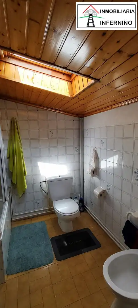 Bany de Àtic en venda en Valdoviño amb Aire condicionat, Calefacció i Terrassa