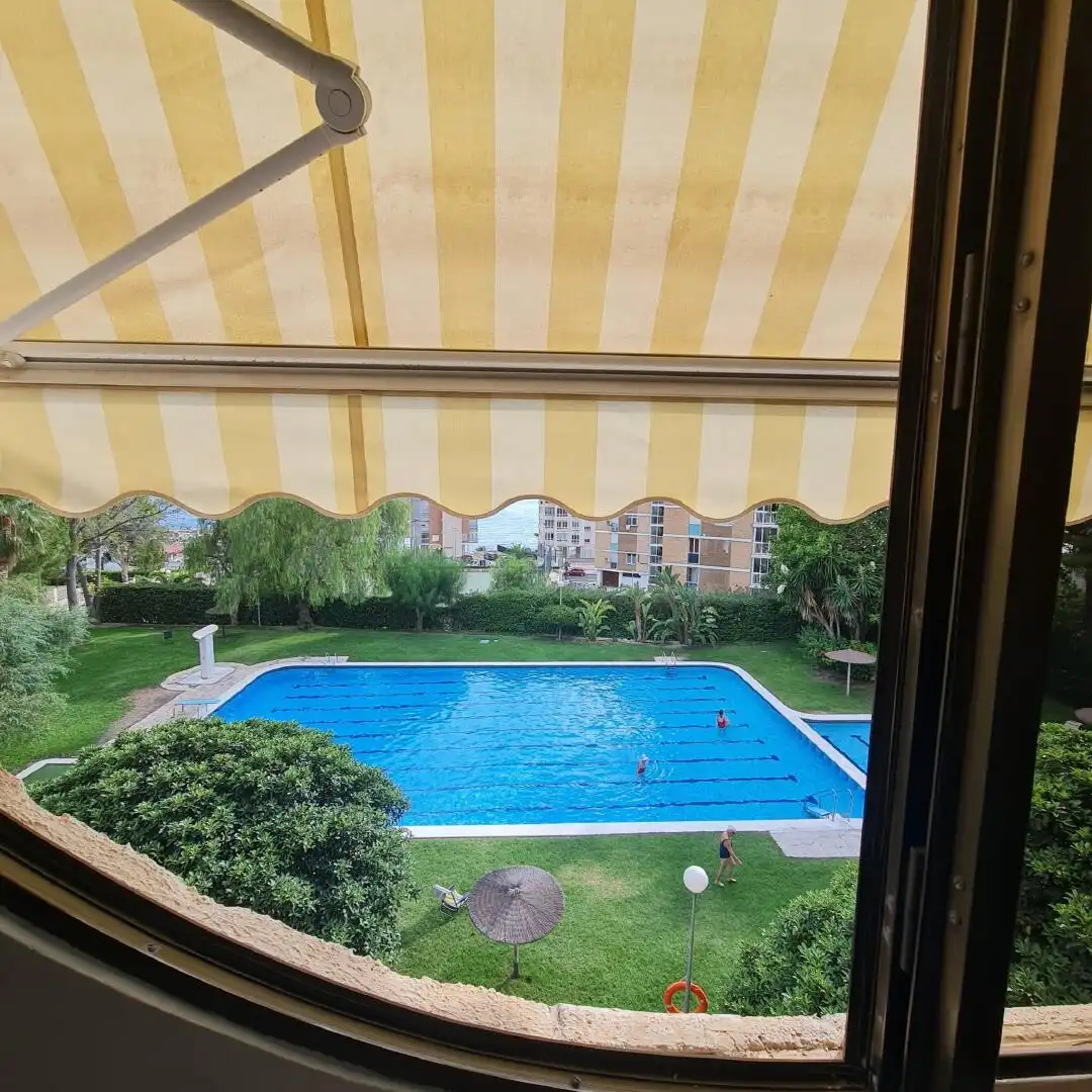 Piscina de Piso en venta en Alicante / Alacant