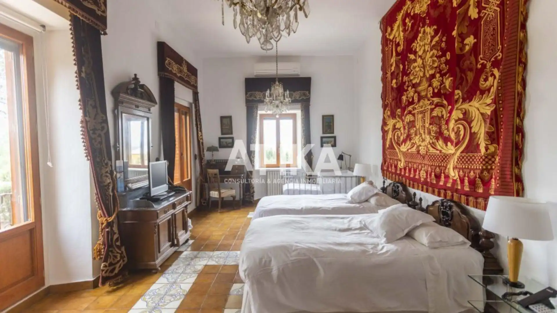 Schlafzimmer von Country house zum Verkauf in Fontanars dels Alforins mit Klimaanlage, Heizung und Privatgarten