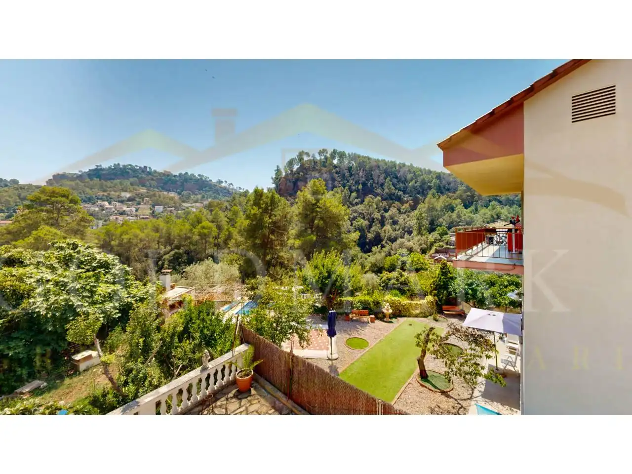 Jardí de Casa o xalet en venda en Corbera de Llobregat amb Calefacció, Jardí privat i Terrassa