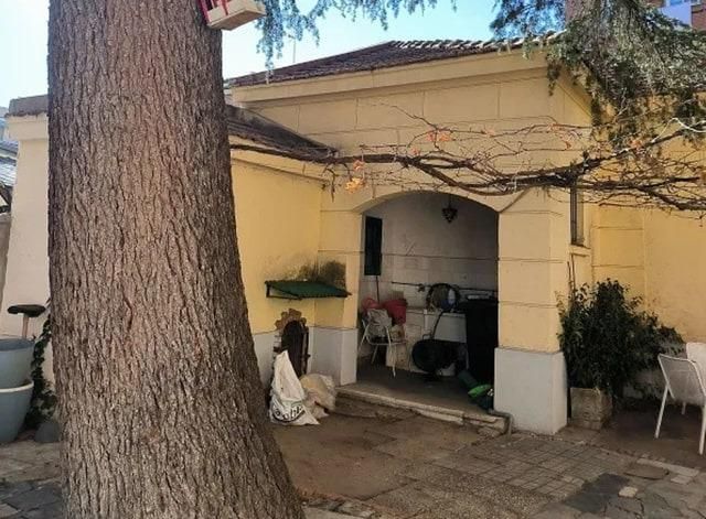 Vista exterior de Casa o chalet en venta en  Madrid Capital con Calefacción, Jardín privado y Terraza
