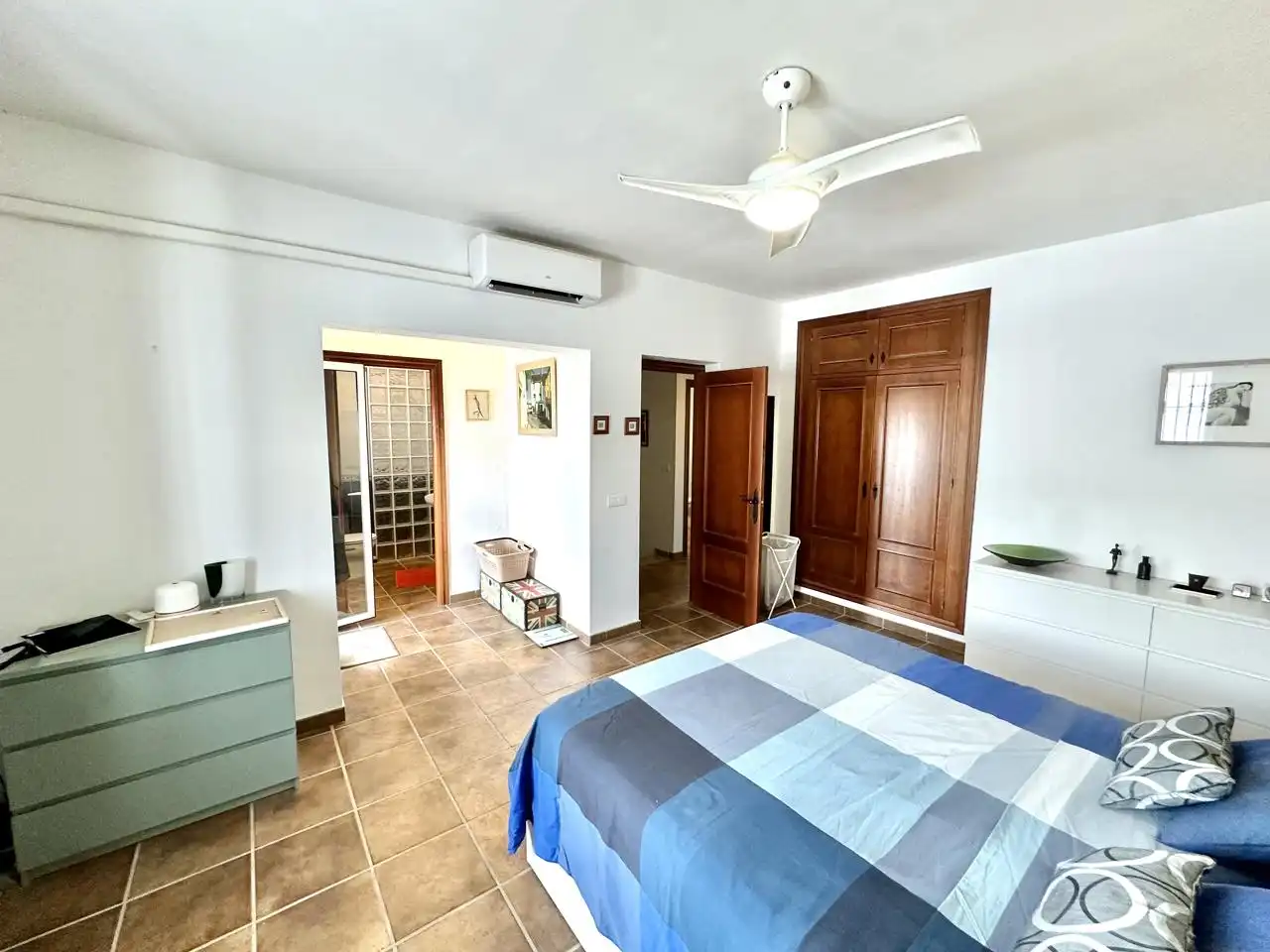 Habitación de Casa adosada en venta en Humilladero con Aire acondicionado, Terraza y Trastero