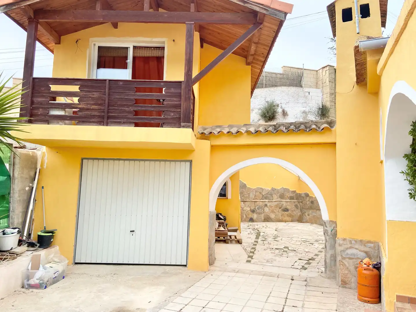 Vista exterior de Casa o chalet en venta en Petrer