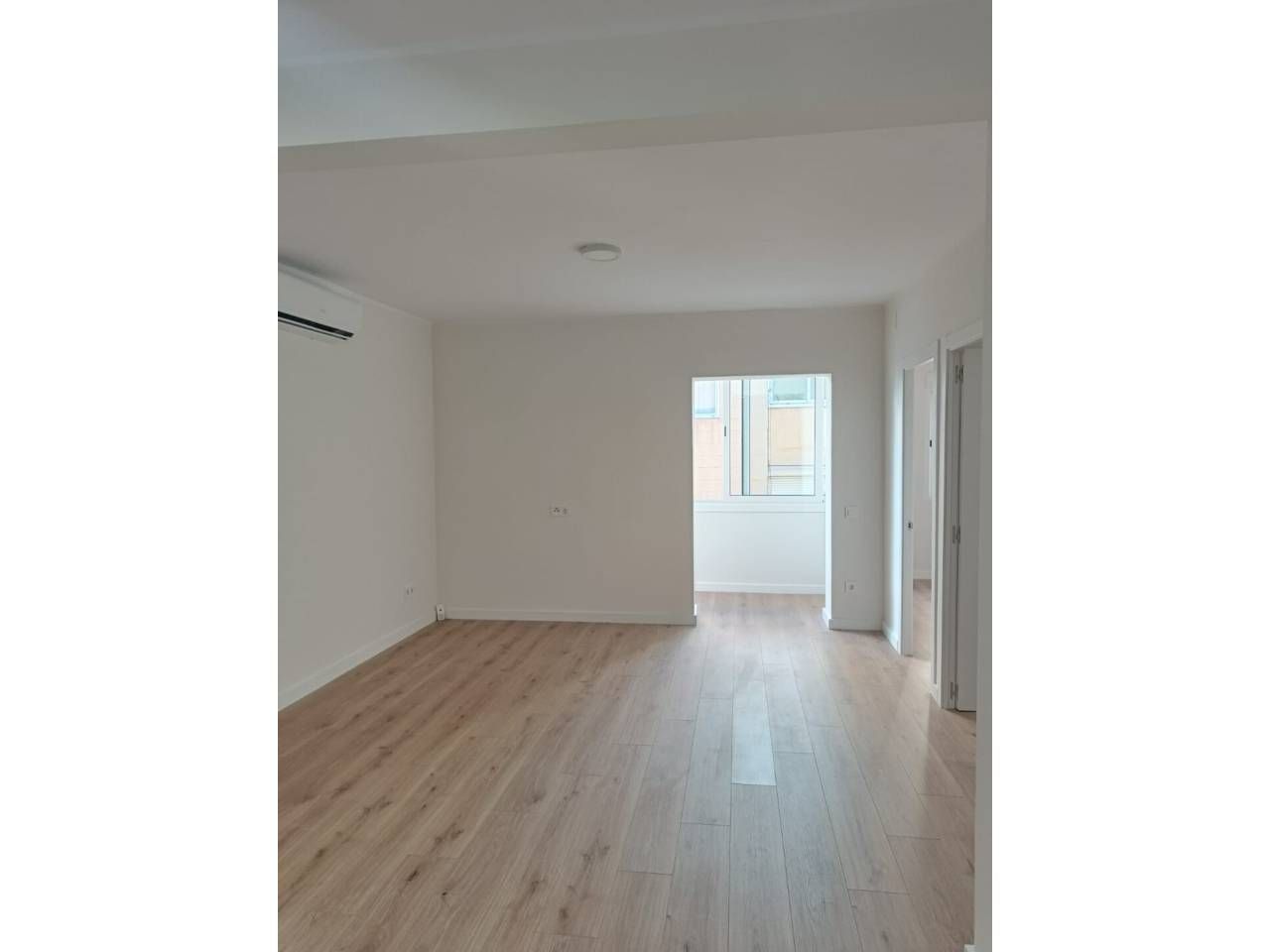 Dormitori de Pis en venda en  Barcelona Capital amb Aire condicionat, Parquet i Balcó
