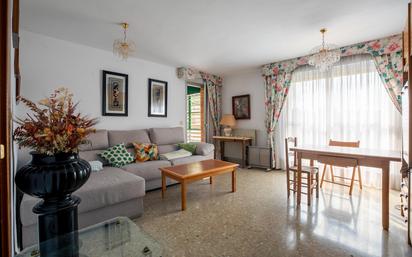 Living room of Flat for sale in  Huesca Capital  with Heating, Terrace and Storage room