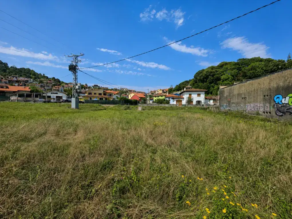 Residencial en venda en Llanes