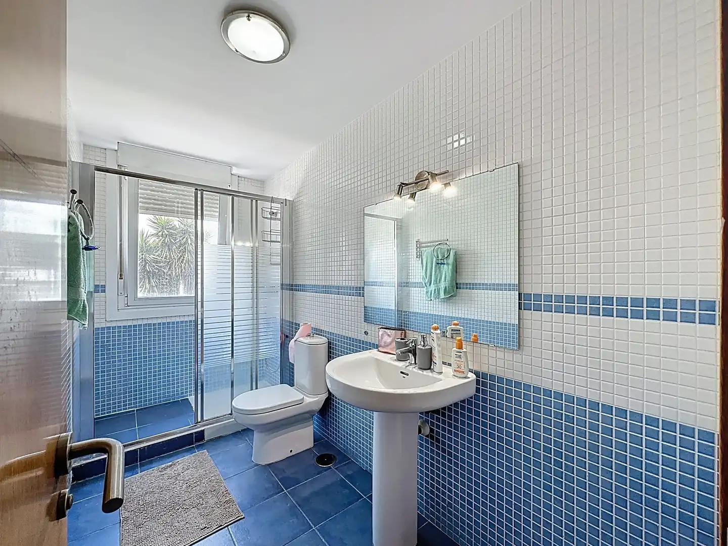 Badezimmer von Wohnung zum Verkauf in Vilagarcía de Arousa mit Terrasse und Schwimmbad