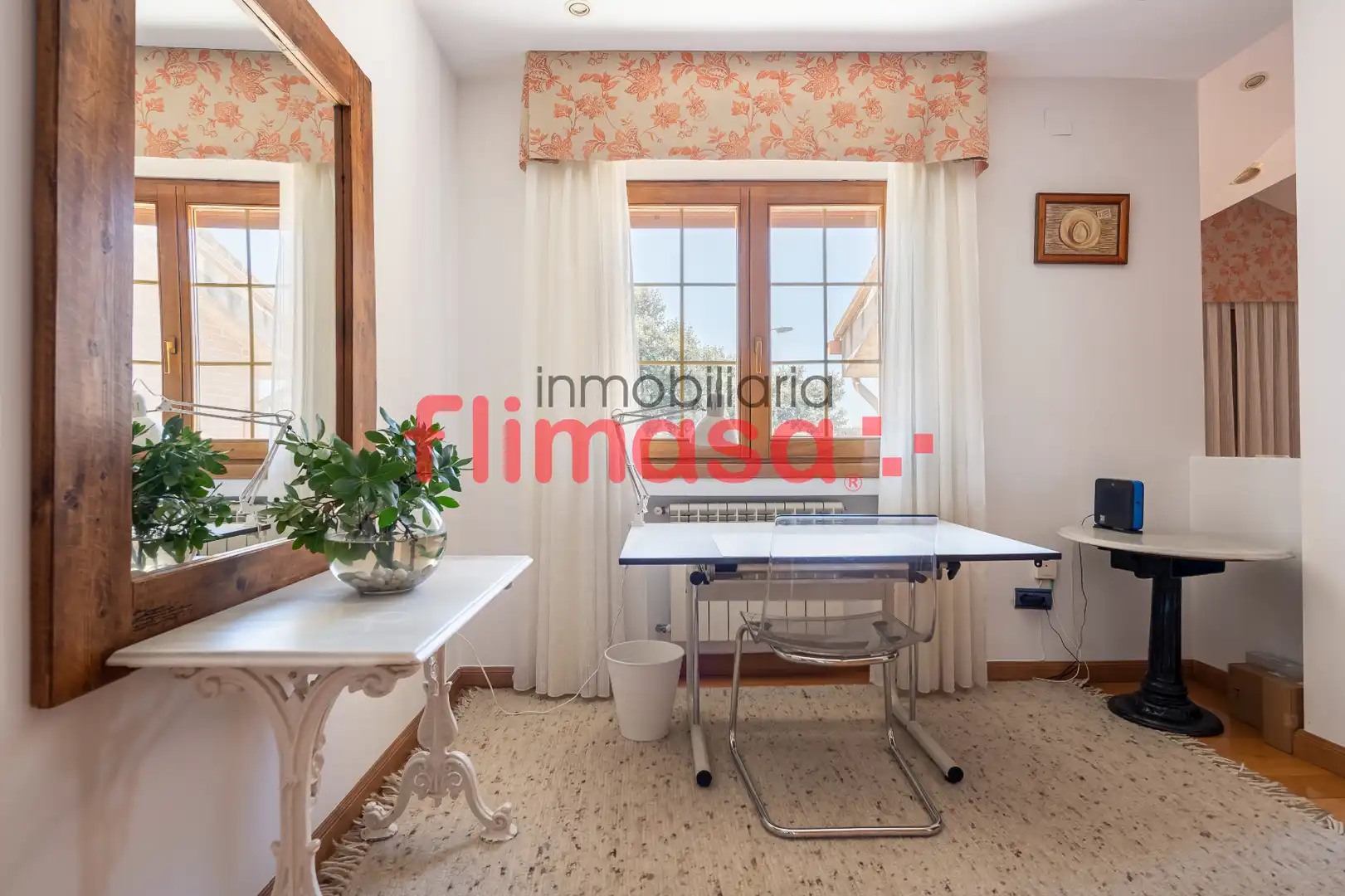 Habitación de Casa o chalet en venta en Villaviciosa de Odón con Aire acondicionado, Calefacción y Jardín privado