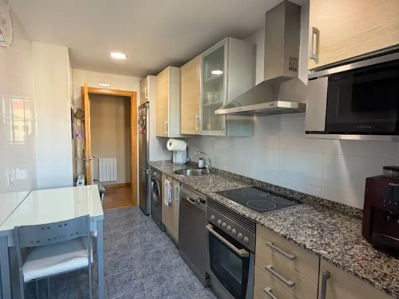 Kitchen of Flat for sale in Miranda de Ebro  with Balcony