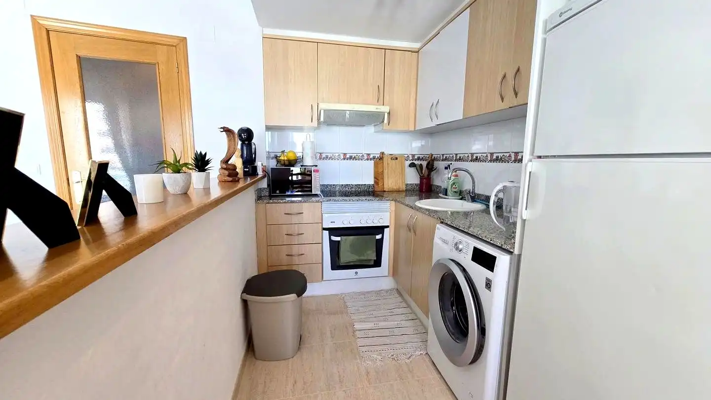 Küche von Maisonette zum Verkauf in Gandia mit Klimaanlage, Terrasse und Abstellraum