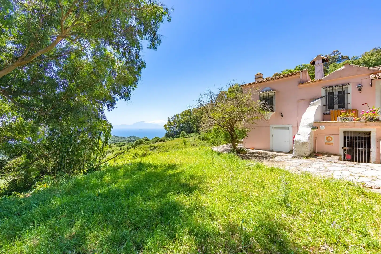 Country house zum Verkauf in Tarifa mit Heizung und Gemeinschaftspool