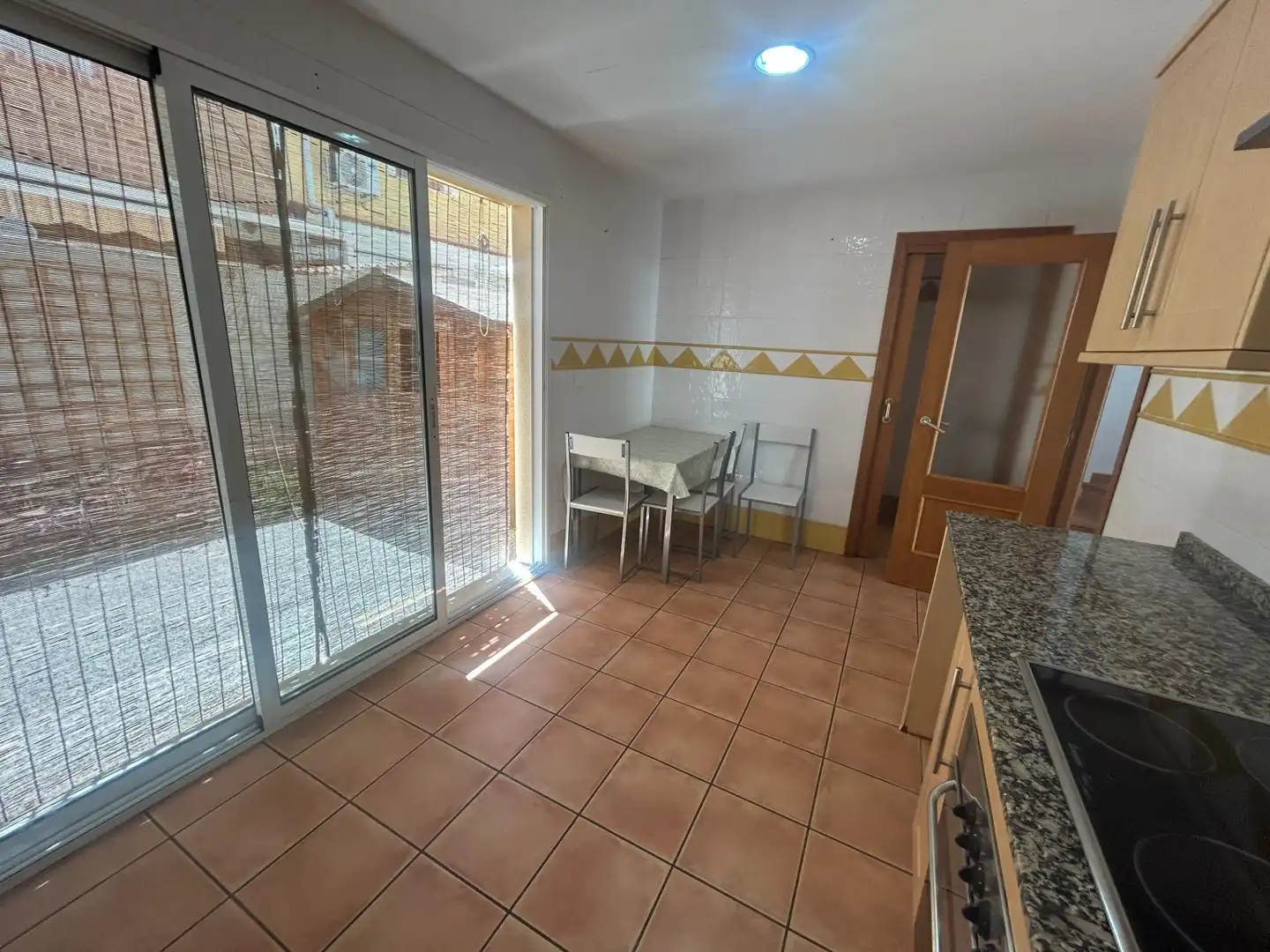 Cocina de Casa adosada en venta en Cullera con Aire acondicionado, Calefacción y Terraza