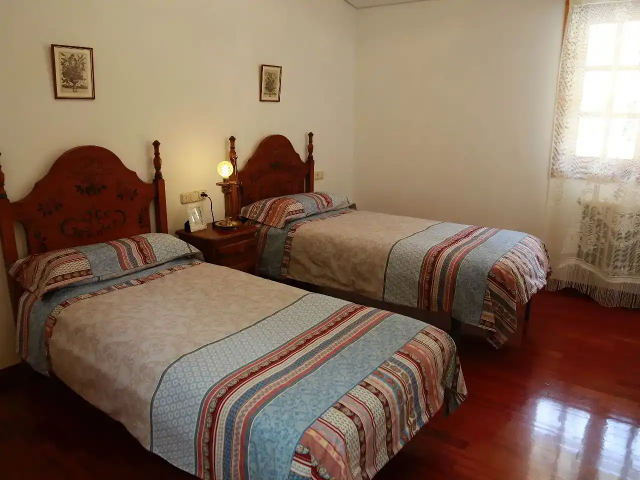 Habitación de Casa o chalet en venta en Víznar con Piscina y Balcón