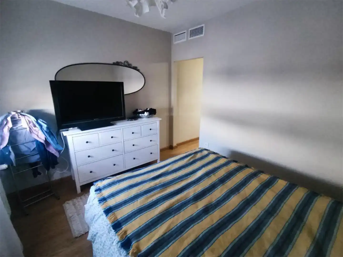 Schlafzimmer von Wohnung zum Verkauf in Cáceres Capital mit Klimaanlage und Schwimmbad