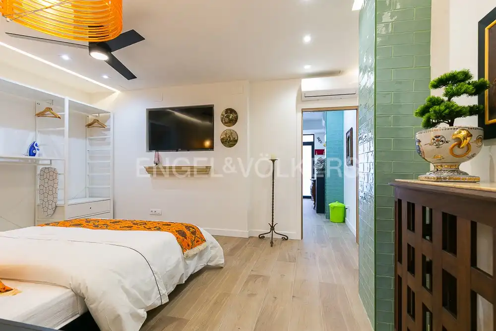 Bedroom of Flat for rent in Valencia  with Air Conditioner, Heating and Furnished
