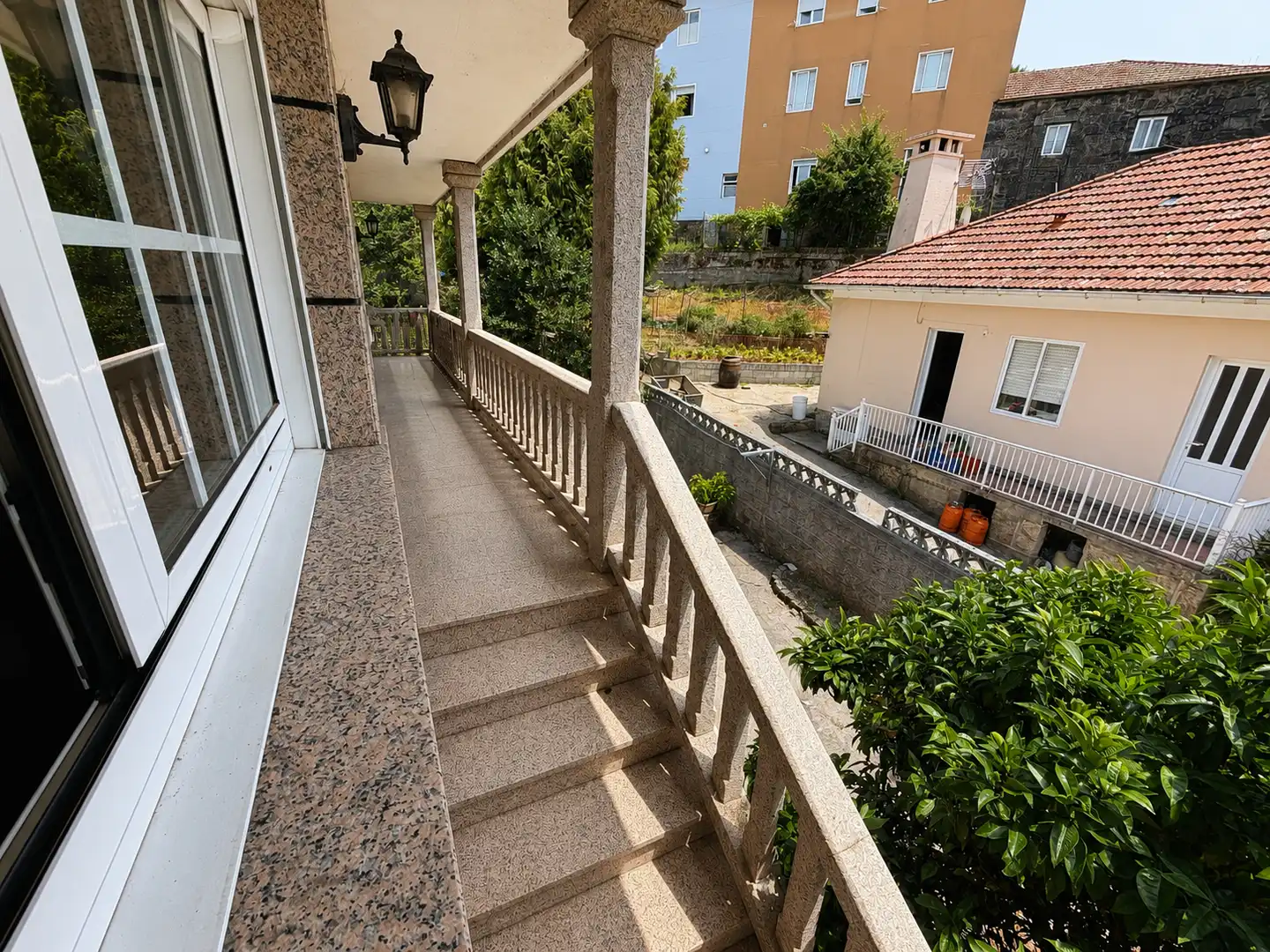 Terrassa de Casa o xalet en venda en A Cañiza   amb Calefacció, Jardí privat i Parquet