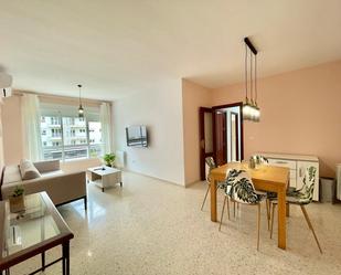 Living room of Flat to share in  Granada Capital  with Heating and Community pool