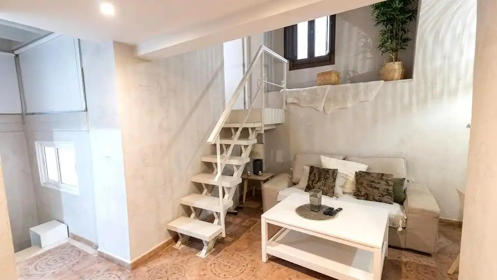 Duplexes for sale in Málaga  with Air Conditioner, Heating and Furnished