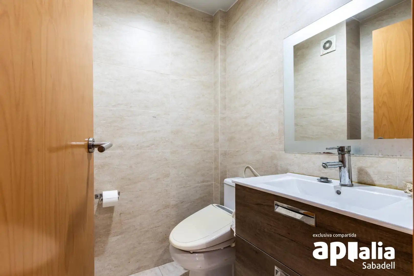 Baño de Casa o chalet en venta en Sabadell con Aire acondicionado, Calefacción y Parquet