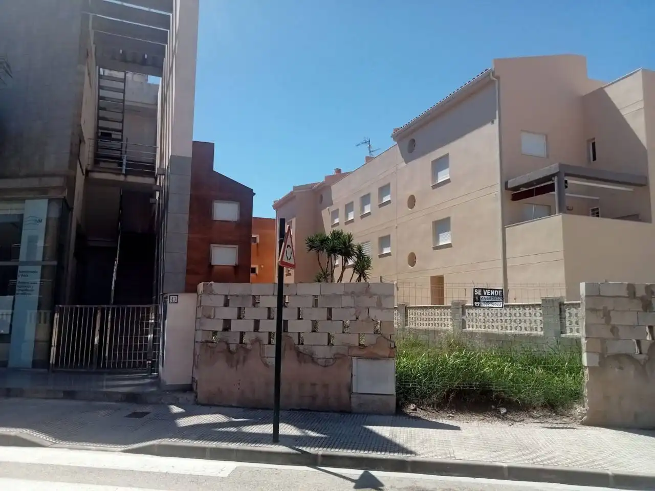 Terreny residencial en venda a Avenida Safor, imagen 3