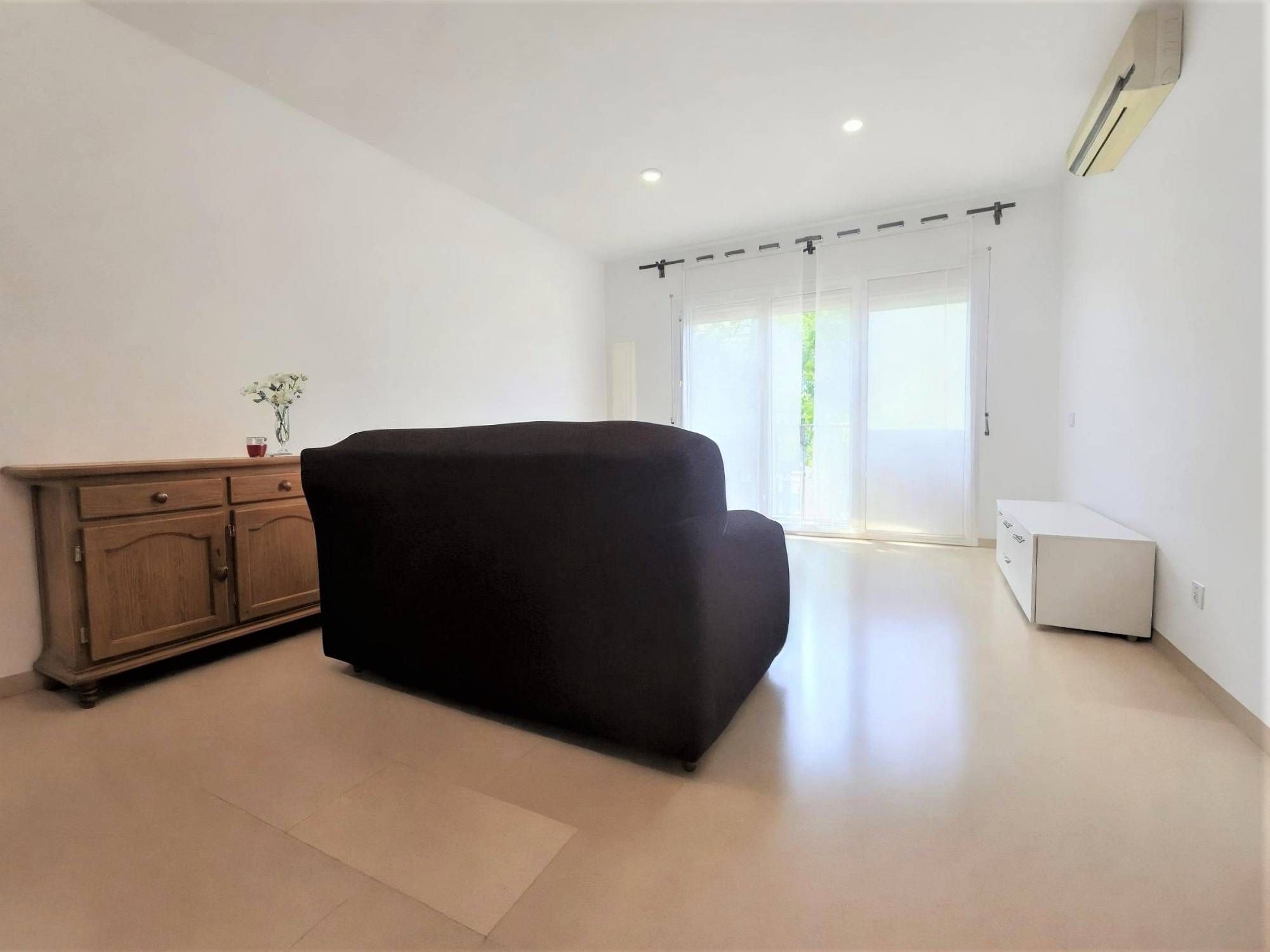 Living room of Flat for sale in Reus  with Air Conditioner and Balcony