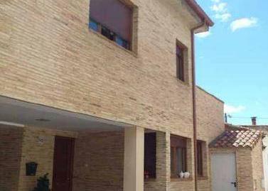 Photo 3 of Single-family semi-detached for sale in Pinseque, Venta del Olivar,  Zaragoza Capital