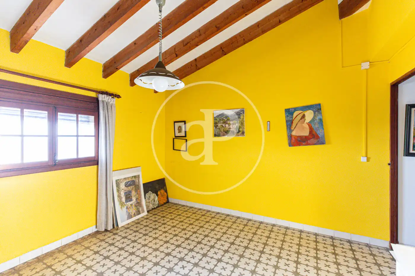 Houses for sale in Carrer de Victorio Luzuriaga, Sant Agustí