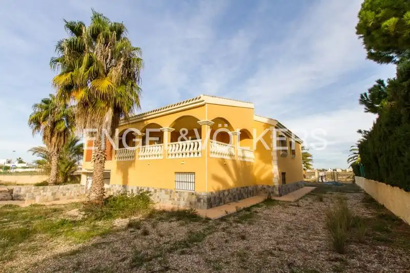 Außenansicht von Country house zum Verkauf in La Manga del Mar Menor mit Heizung, Privatgarten und Terrasse